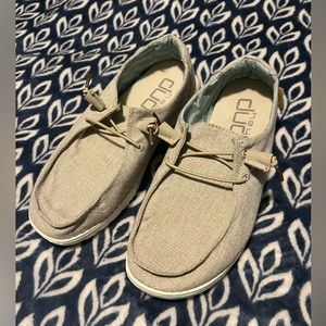 New condition hey dudes